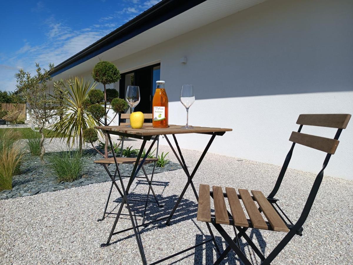 Maison Bailly Ducey-Les Cheris Extérieur photo